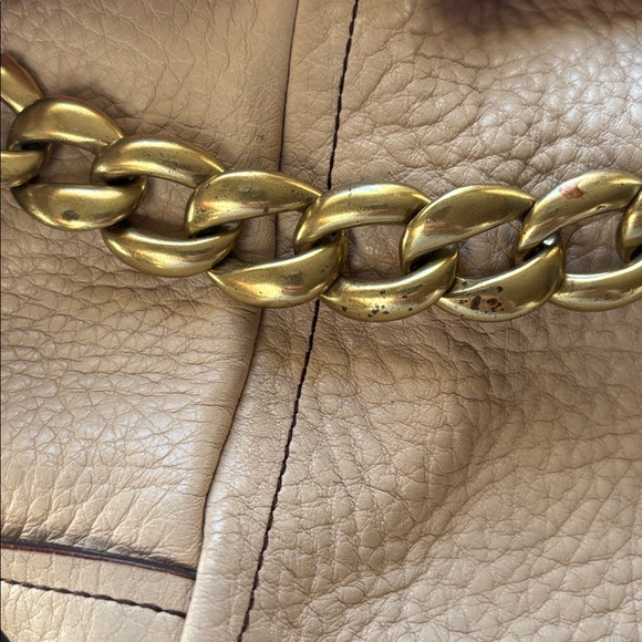 GUC Vintage Kenneth Cole Cream Pebbled Leather Shoulder Bag $85 - Picture 13 of 15